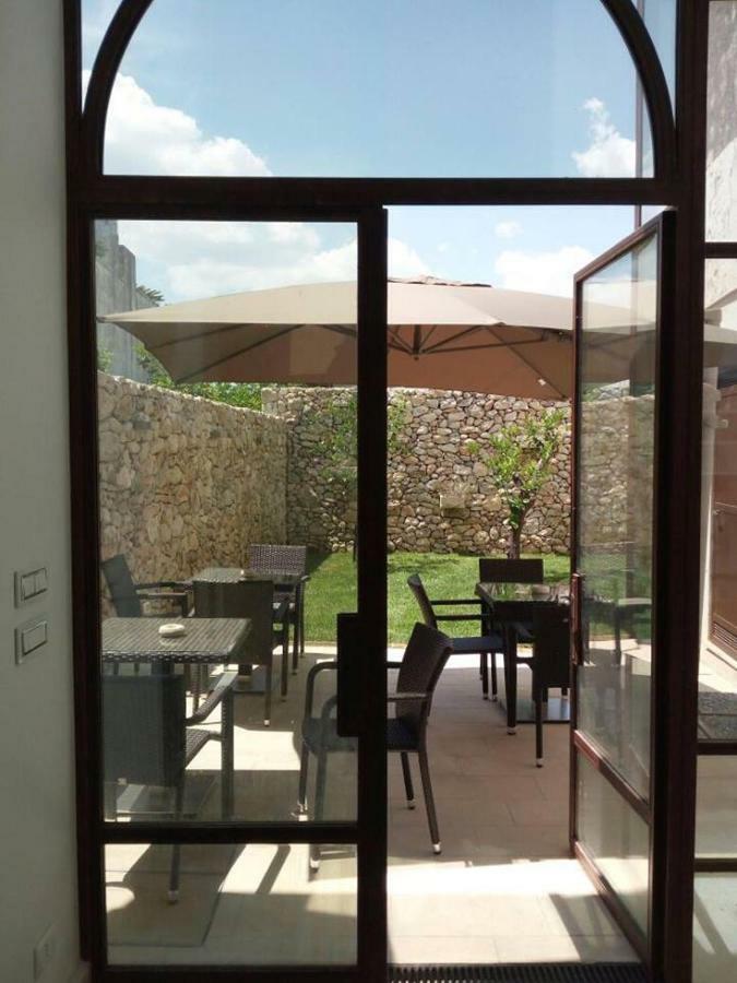 مينيرفينو دي ليتشي B&B Donnantonietta - Nobile Dimora المظهر الخارجي الصورة